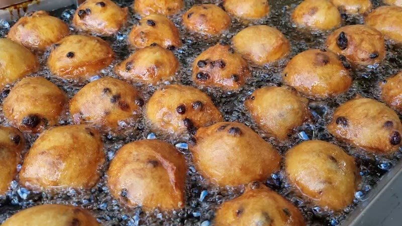 Baking krentenbollen
